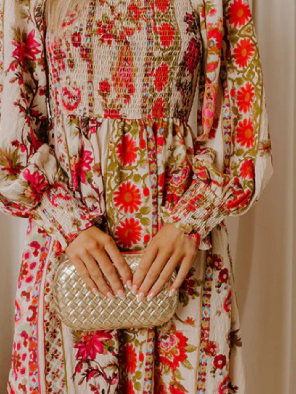 Vanilla Floral Midi Dress Large - Picture 2 of 3